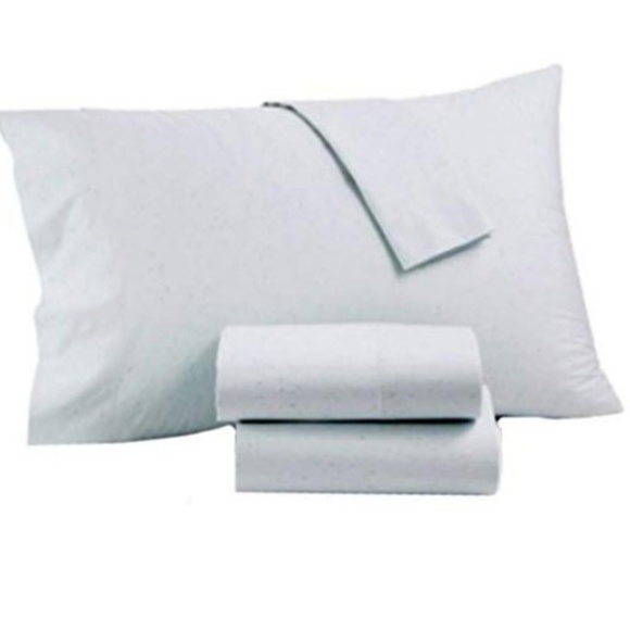 Amazon.com: Martha Stewart Ruth Ditsy Floral 300TC 100  Martha Stewart Space-Dye Twin Sheet Set Pale Blue